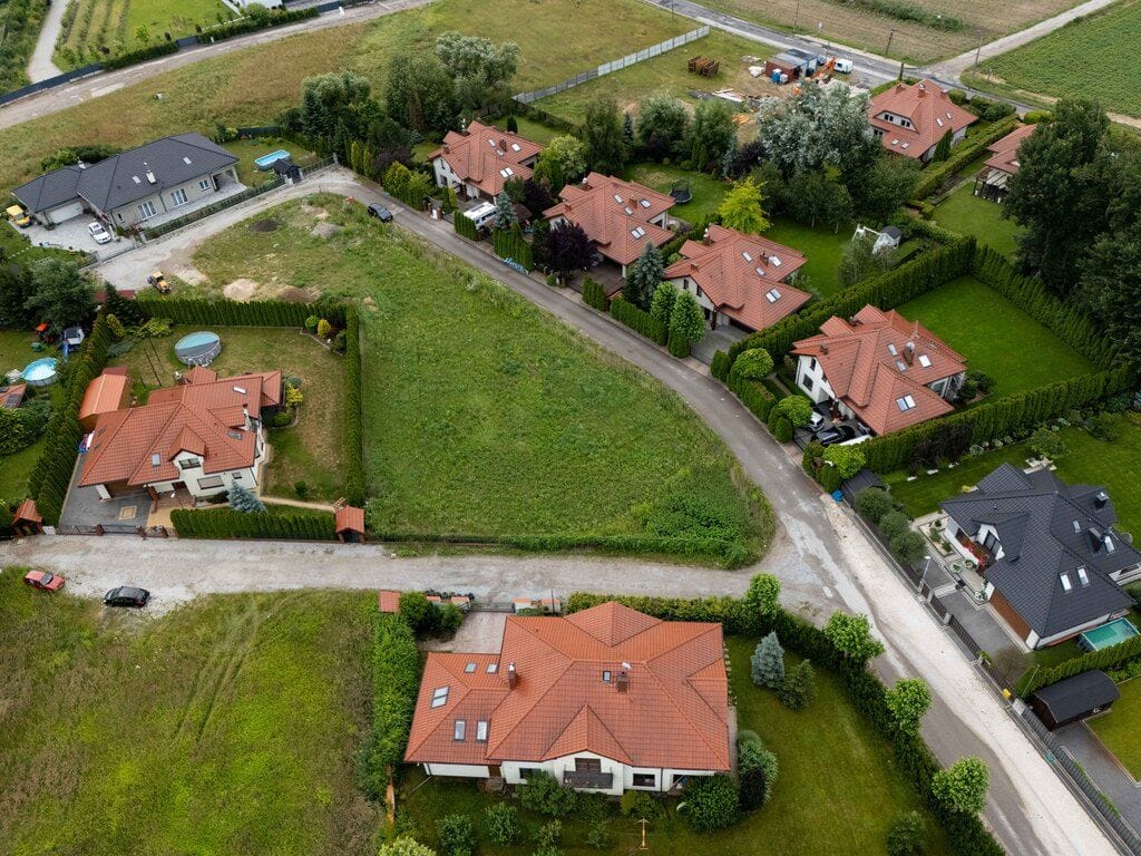 Działka  pokojowe na Sprzedaż