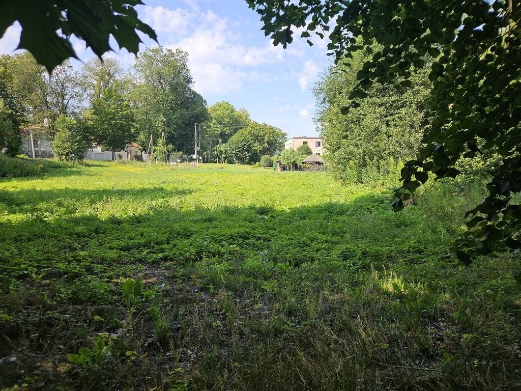 Działka  pokojowe na Sprzedaż