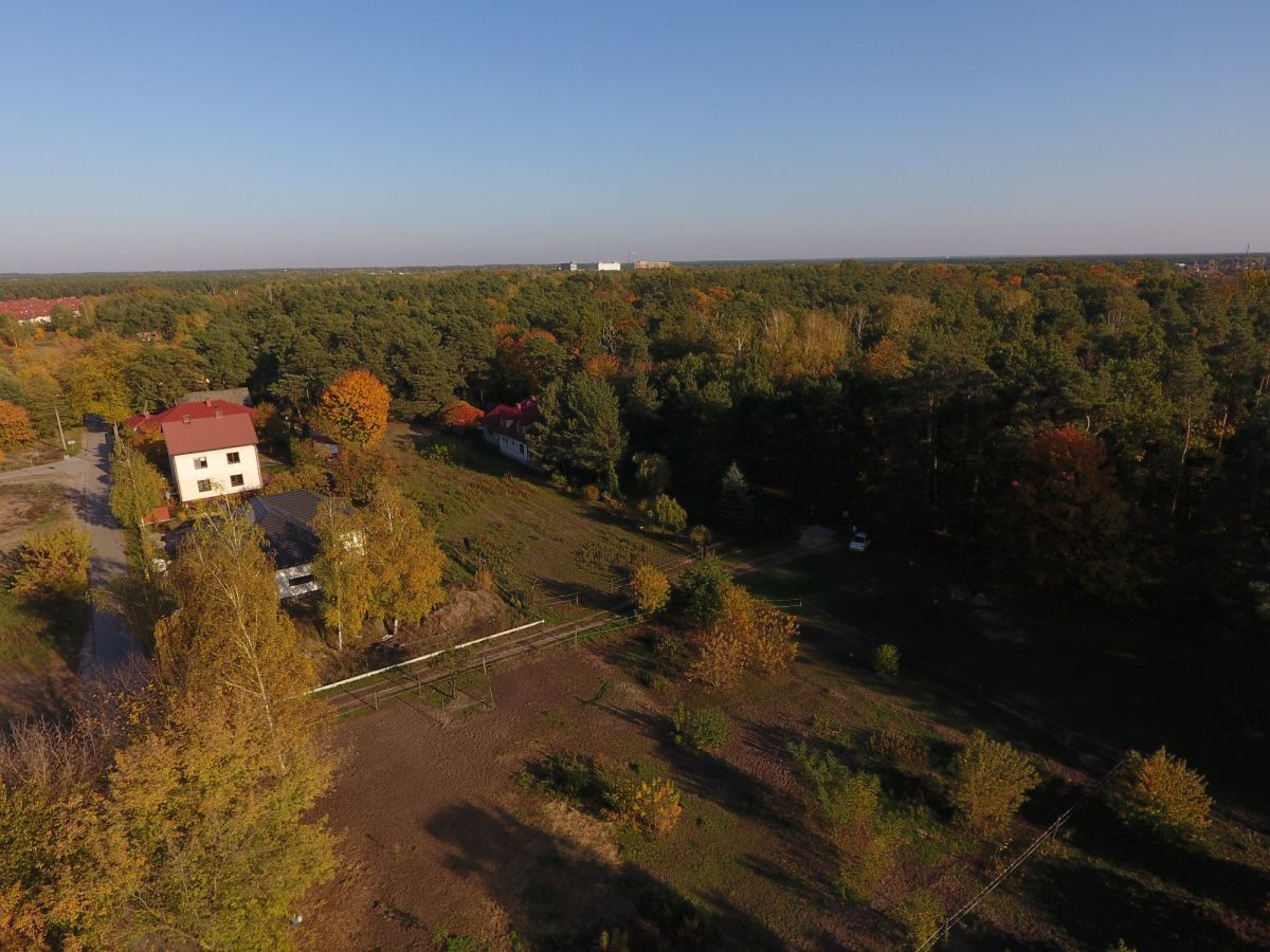 Działka  pokojowe na Sprzedaż