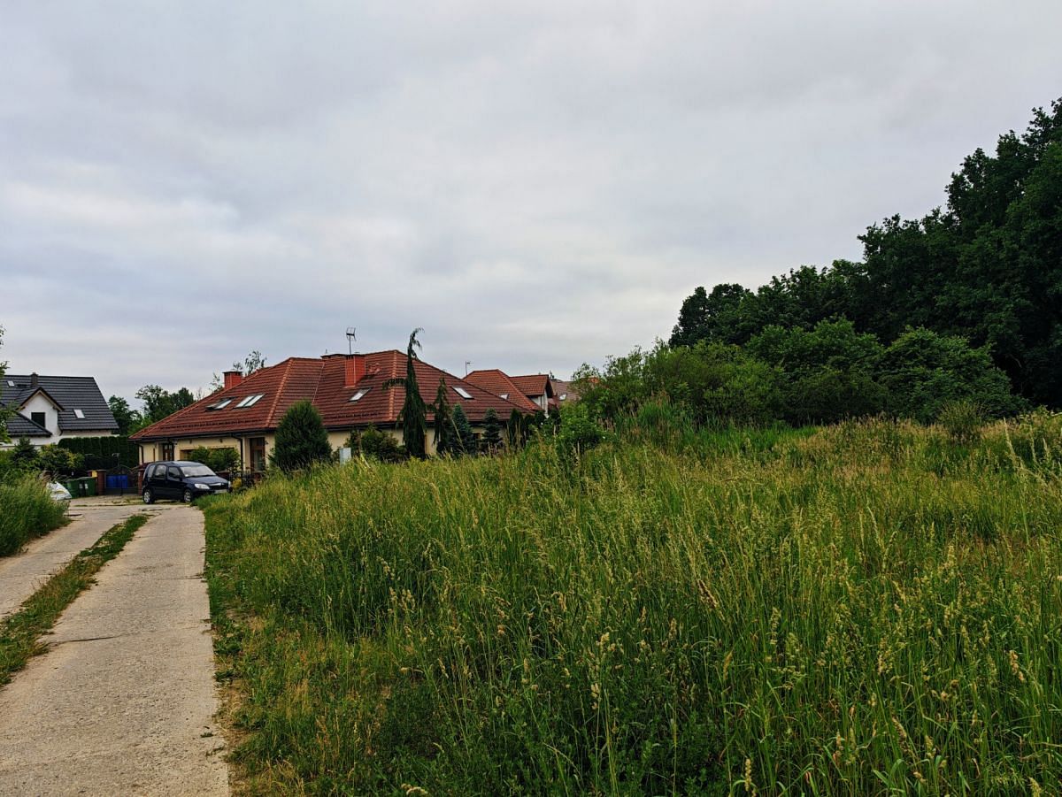 Działka  pokojowe na Sprzedaż