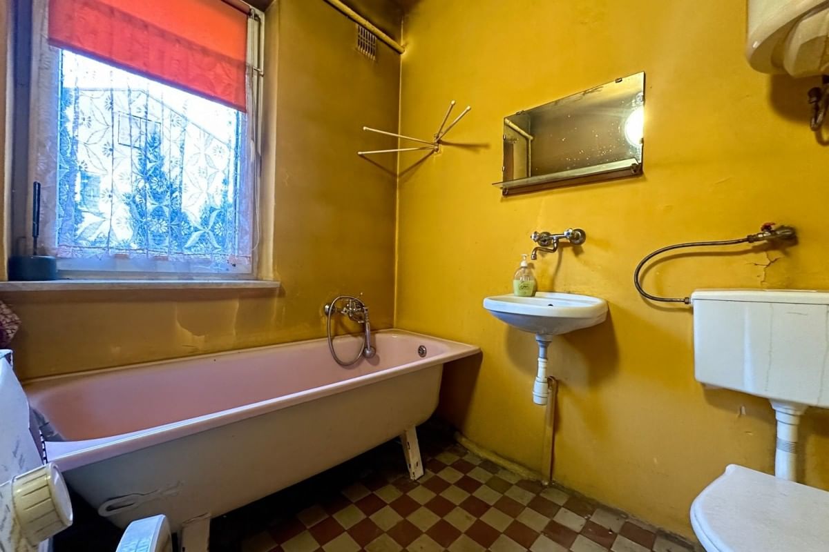 Dom 4 pokojowe na Sprzedaż