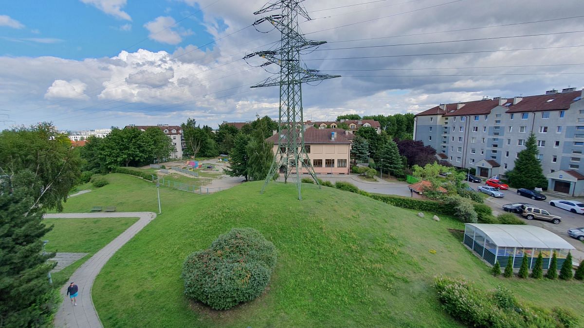Mieszkanie 6 pokojowe na Sprzedaż