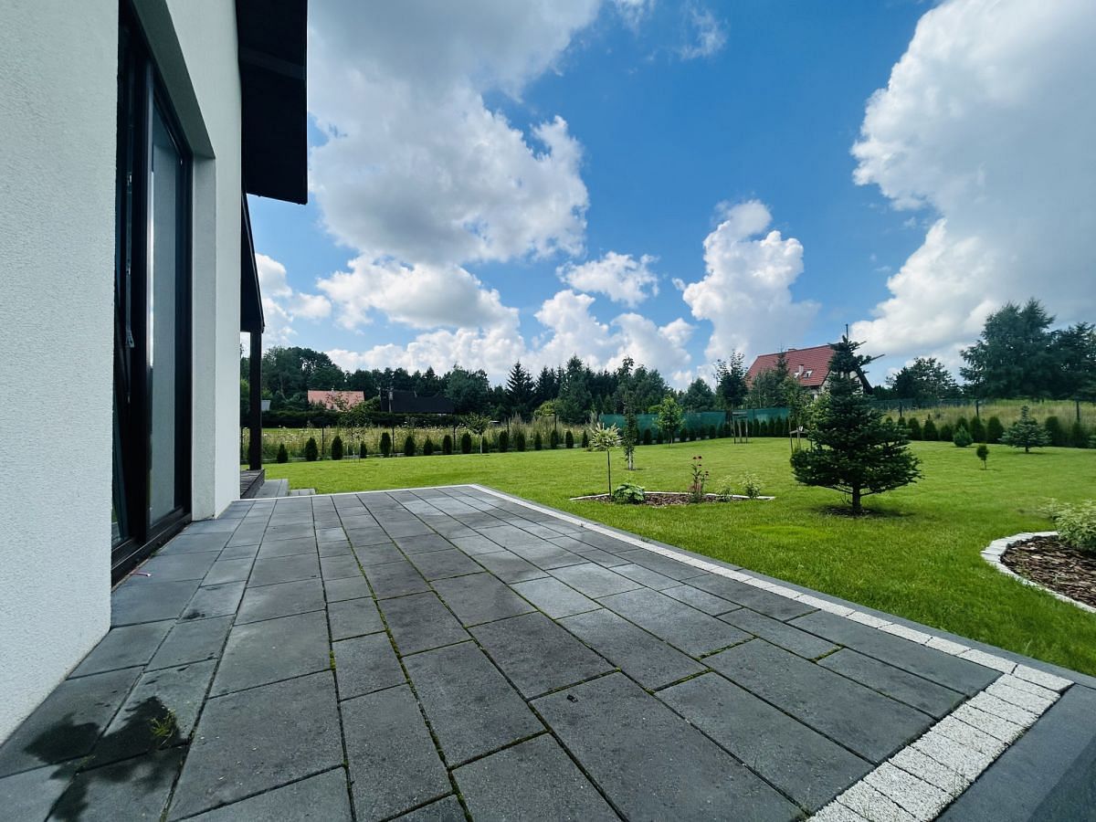 Dom 5 pokojowe na Sprzedaż