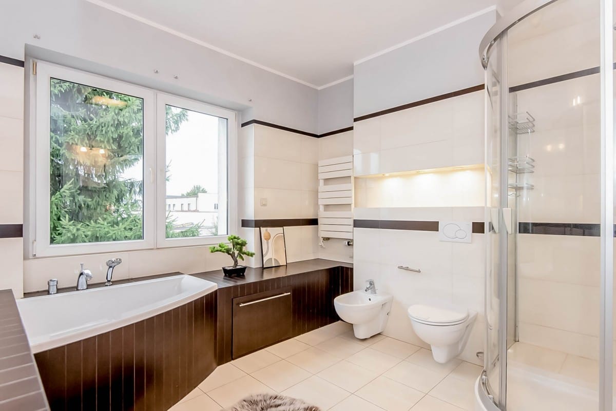 Dom 6 pokojowe na Sprzedaż