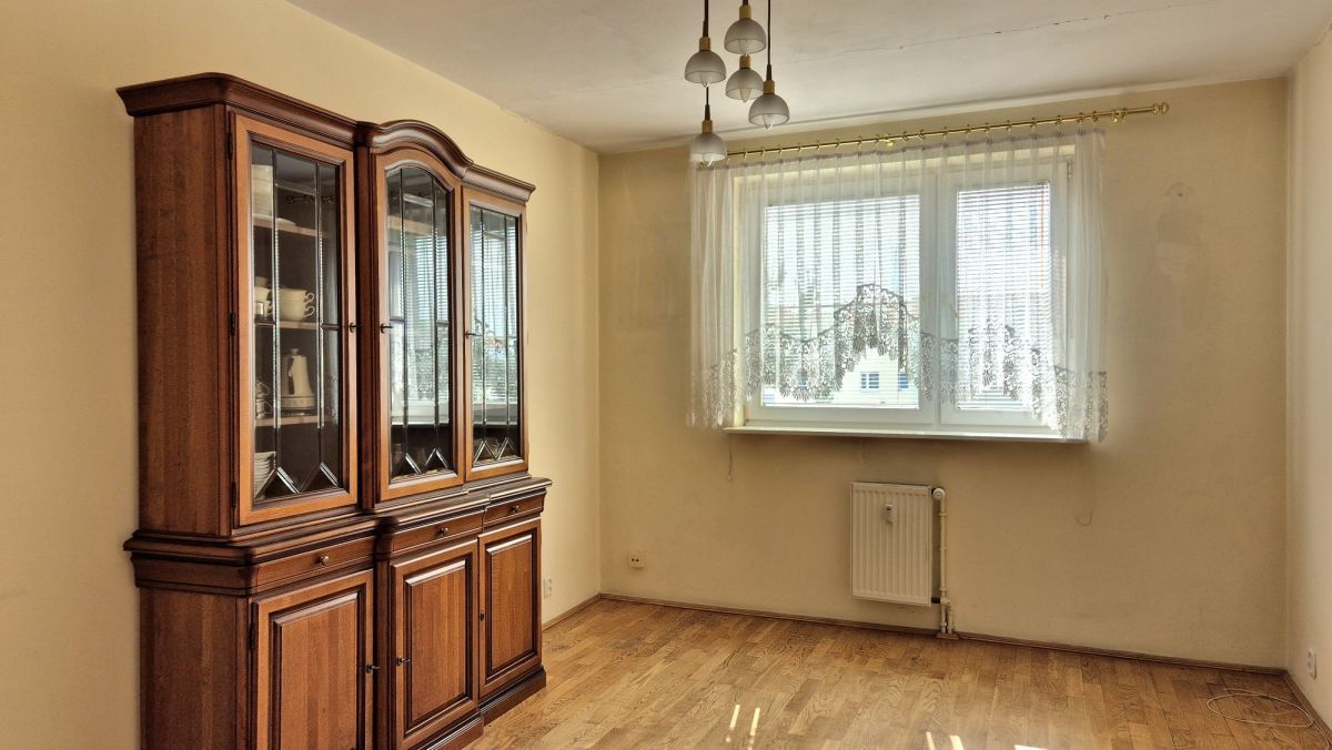 Mieszkanie 4 pokojowe na Sprzedaż