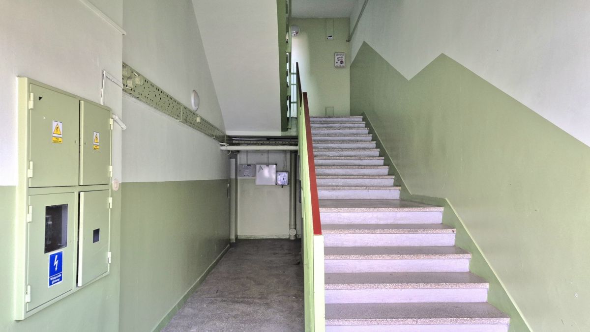 Mieszkanie 4 pokojowe na Sprzedaż
