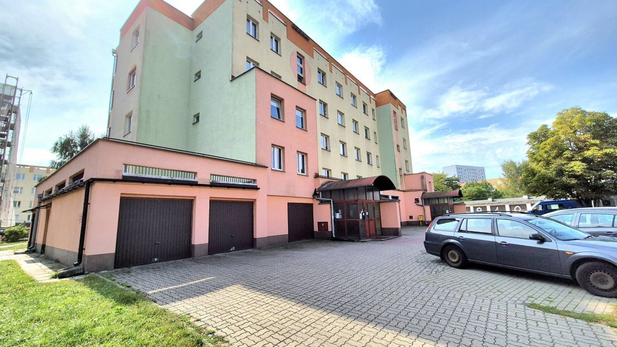 Mieszkanie 4 pokojowe na Sprzedaż