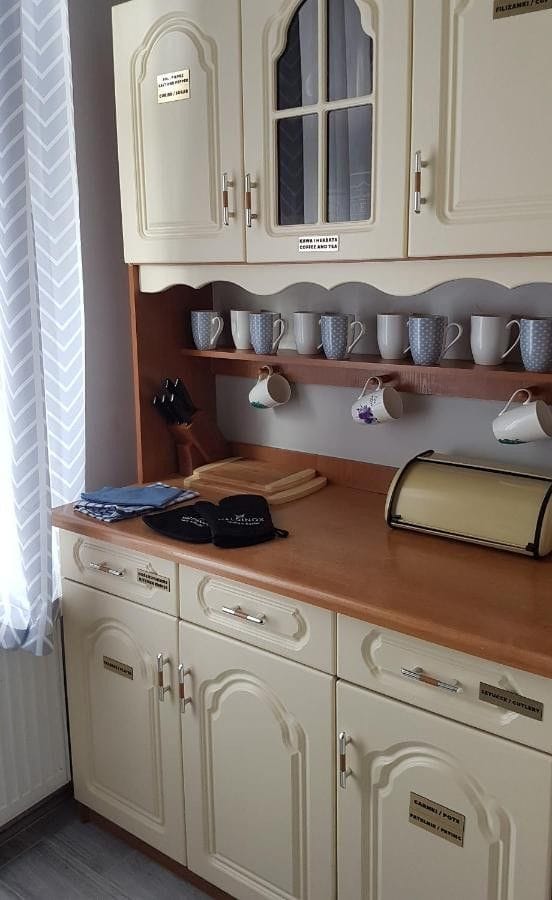 Mieszkanie 10 pokojowe na Sprzedaż
