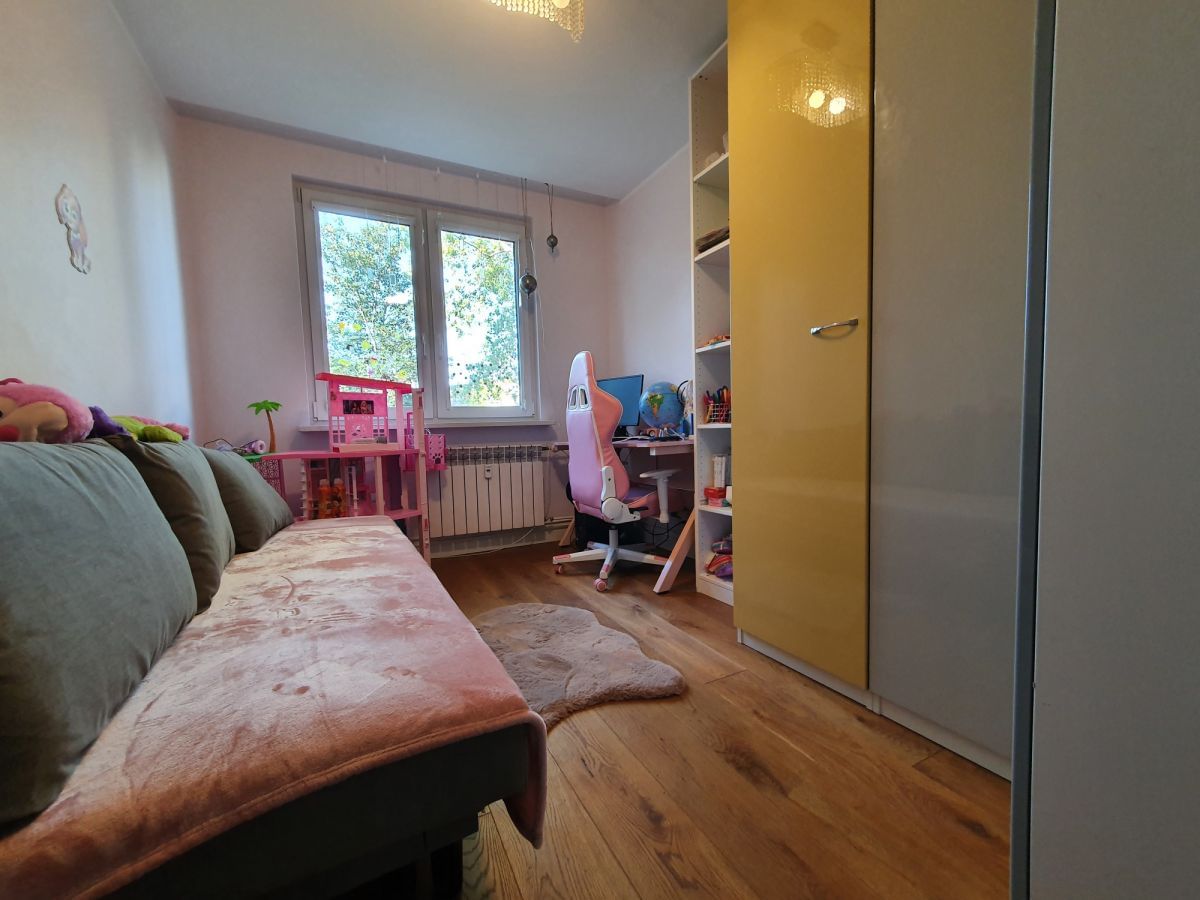 Mieszkanie 4 pokojowe na Sprzedaż