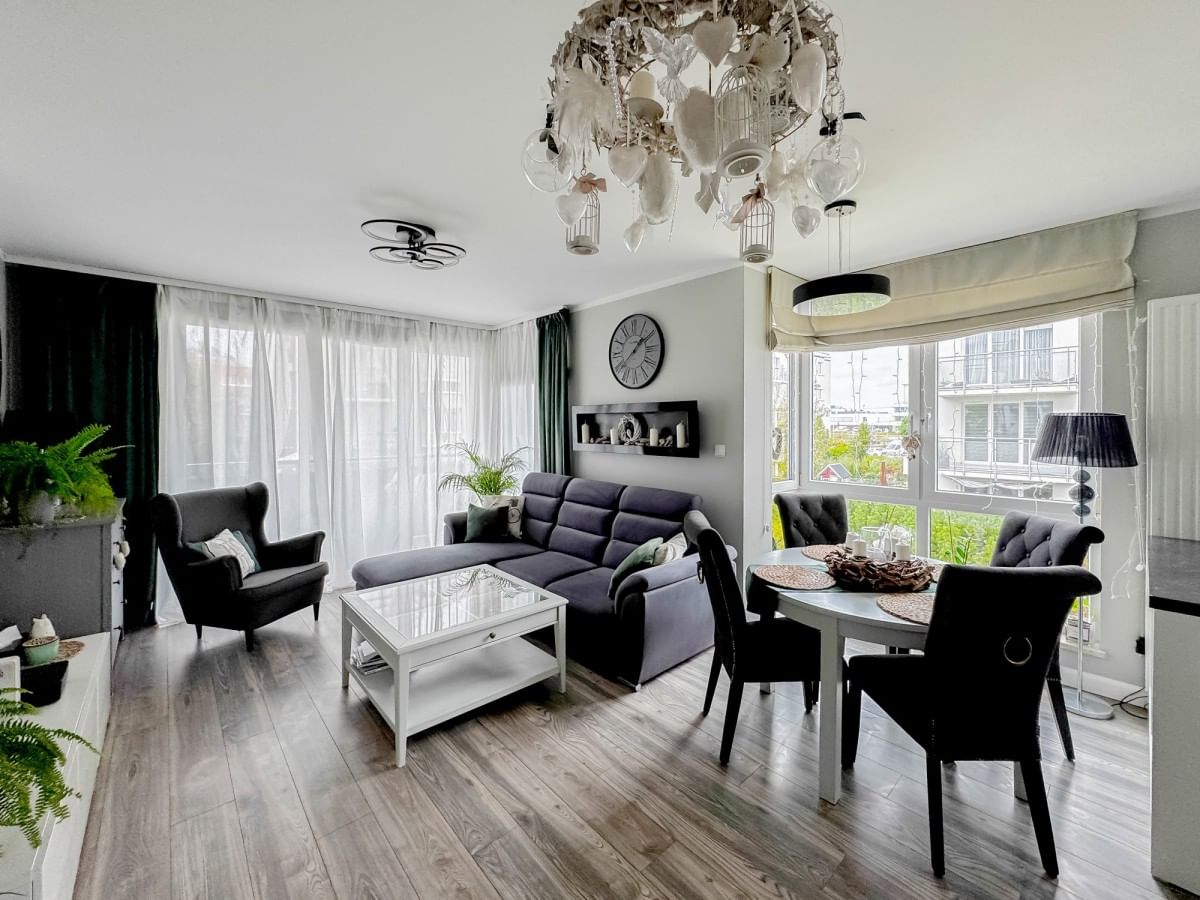 Mieszkanie 4 pokojowe na Sprzedaż