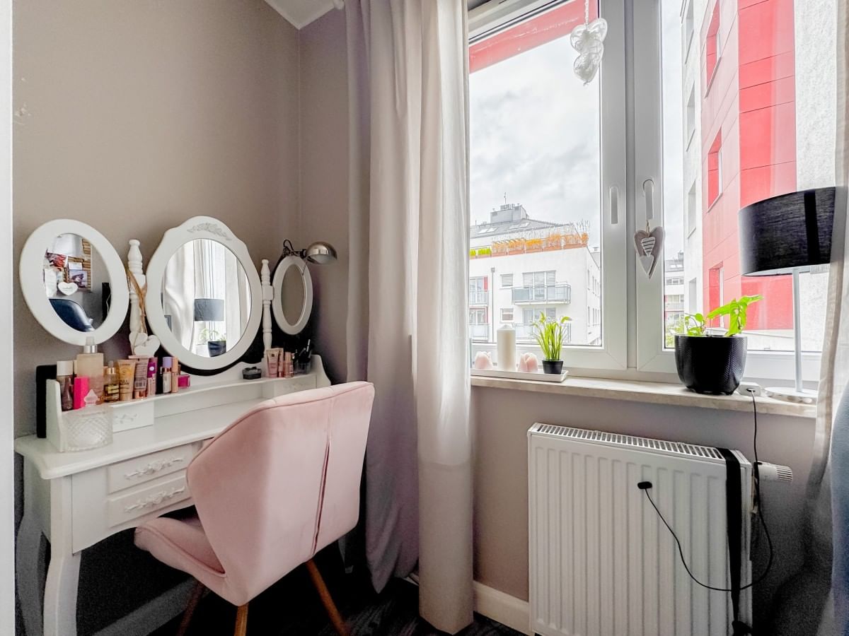 Mieszkanie 4 pokojowe na Sprzedaż