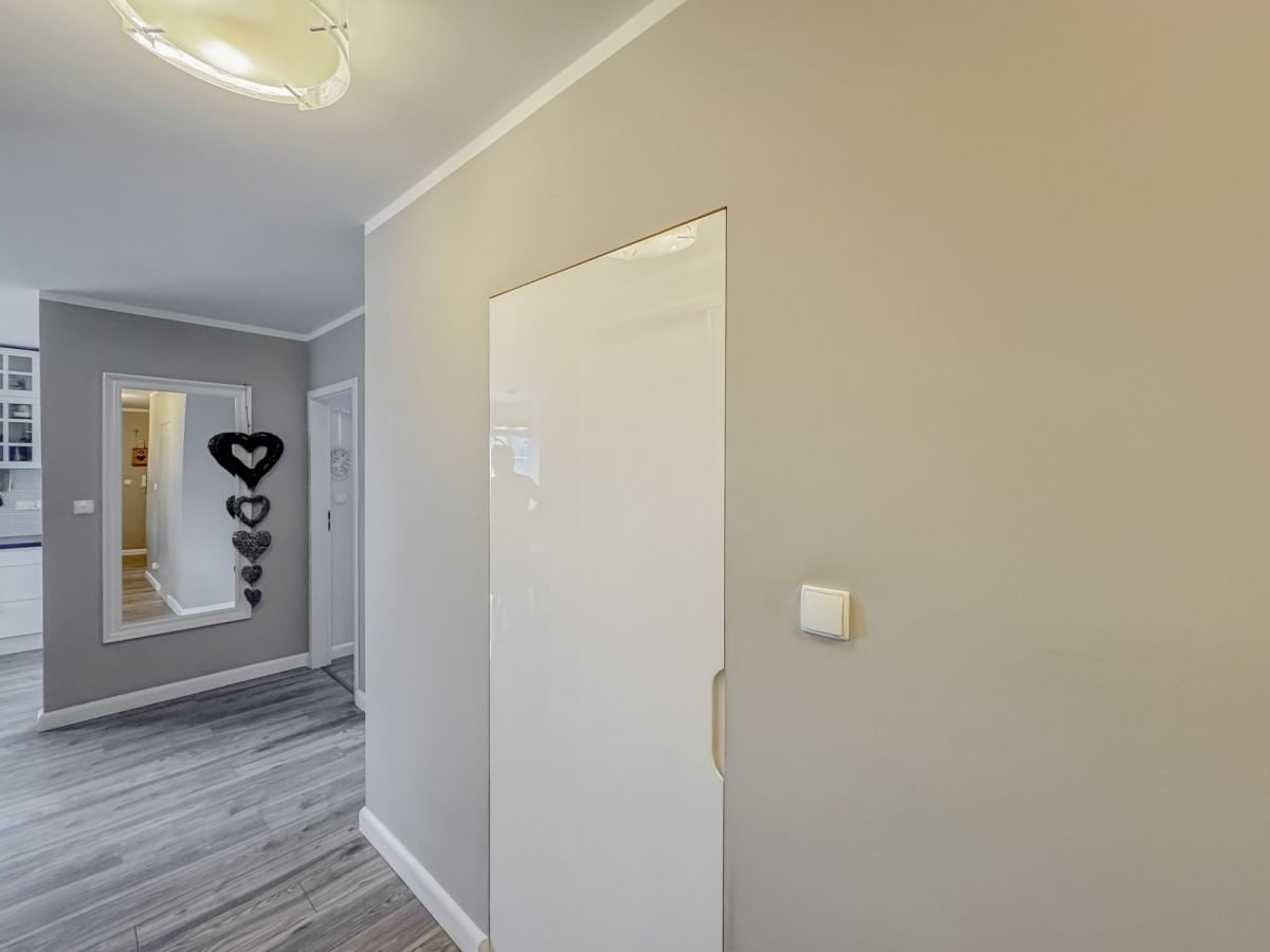 Mieszkanie 4 pokojowe na Sprzedaż