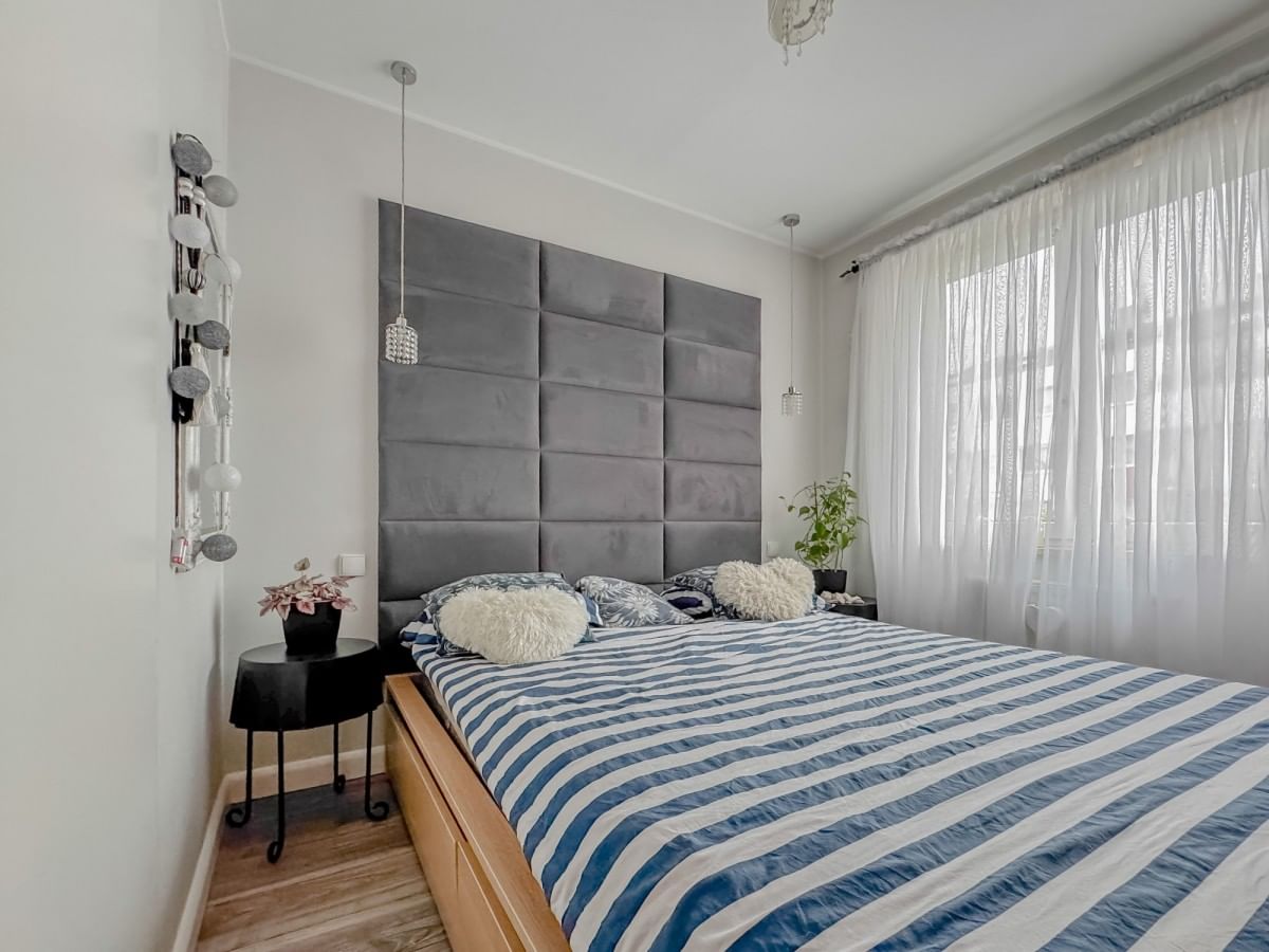 Mieszkanie 4 pokojowe na Sprzedaż