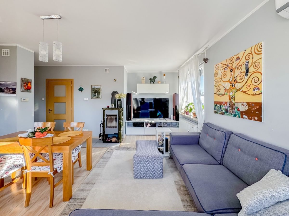 Mieszkanie 5 pokojowe na Sprzedaż