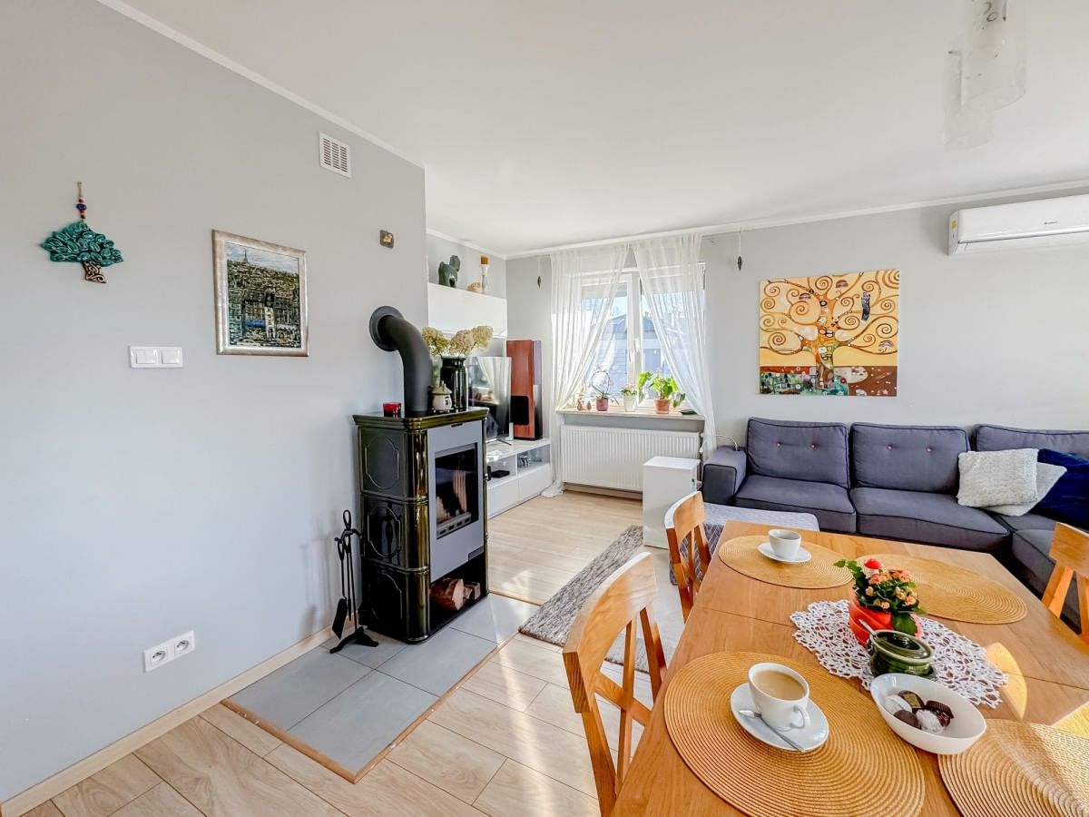 Mieszkanie 5 pokojowe na Sprzedaż