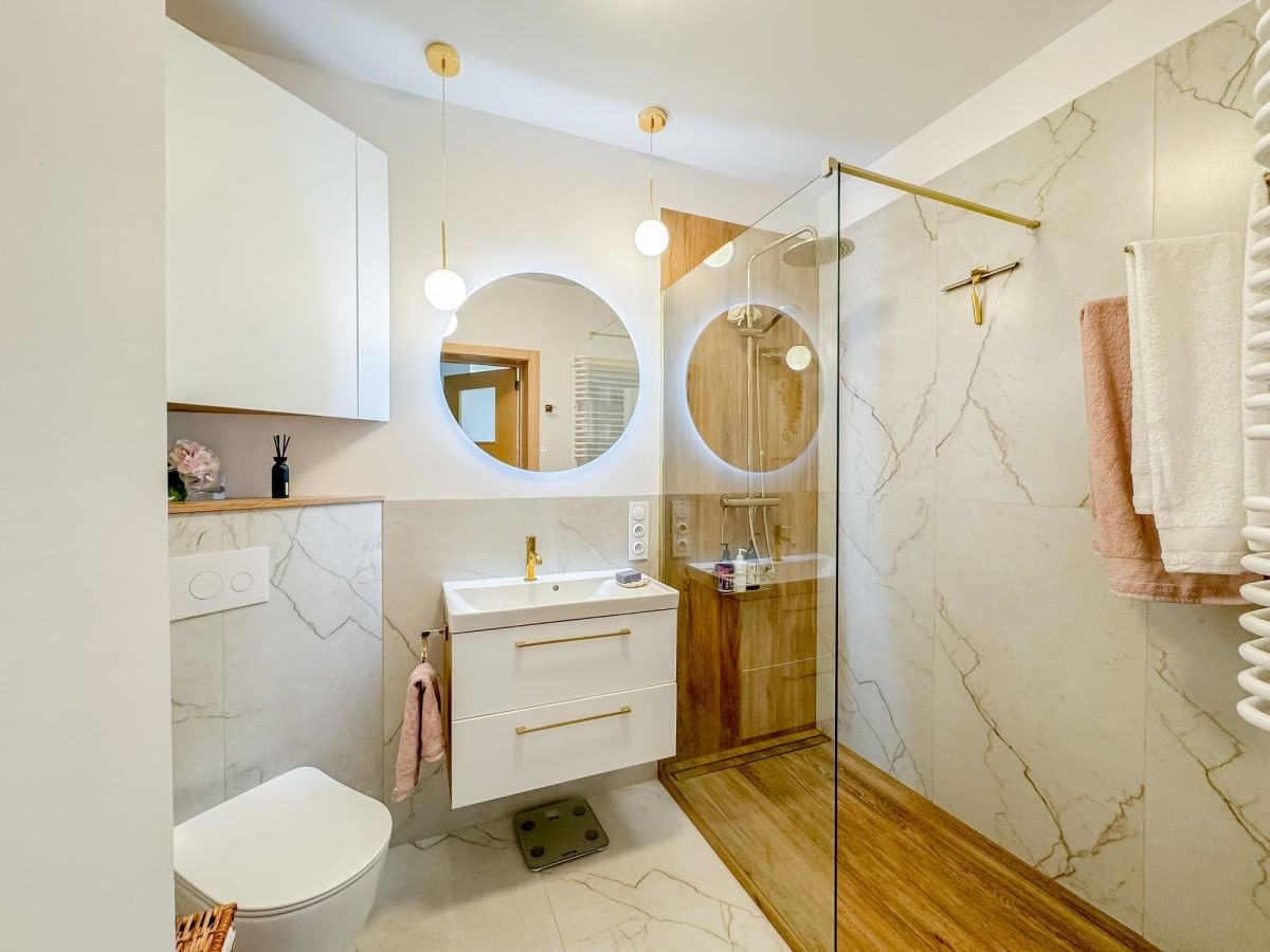 Mieszkanie 5 pokojowe na Sprzedaż