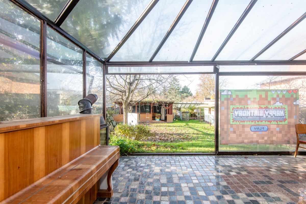 Dom 11 pokojowe na Sprzedaż