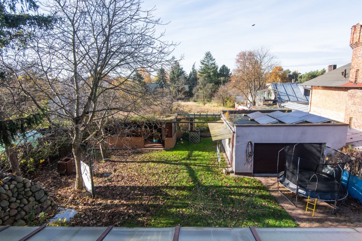 Dom 11 pokojowe na Sprzedaż