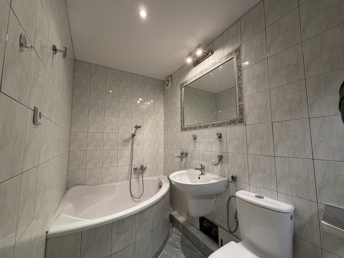 Mieszkanie 1 pokojowe na Sprzedaż