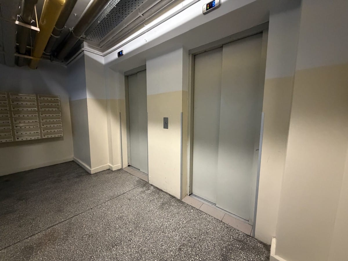 Mieszkanie 1 pokojowe na Sprzedaż