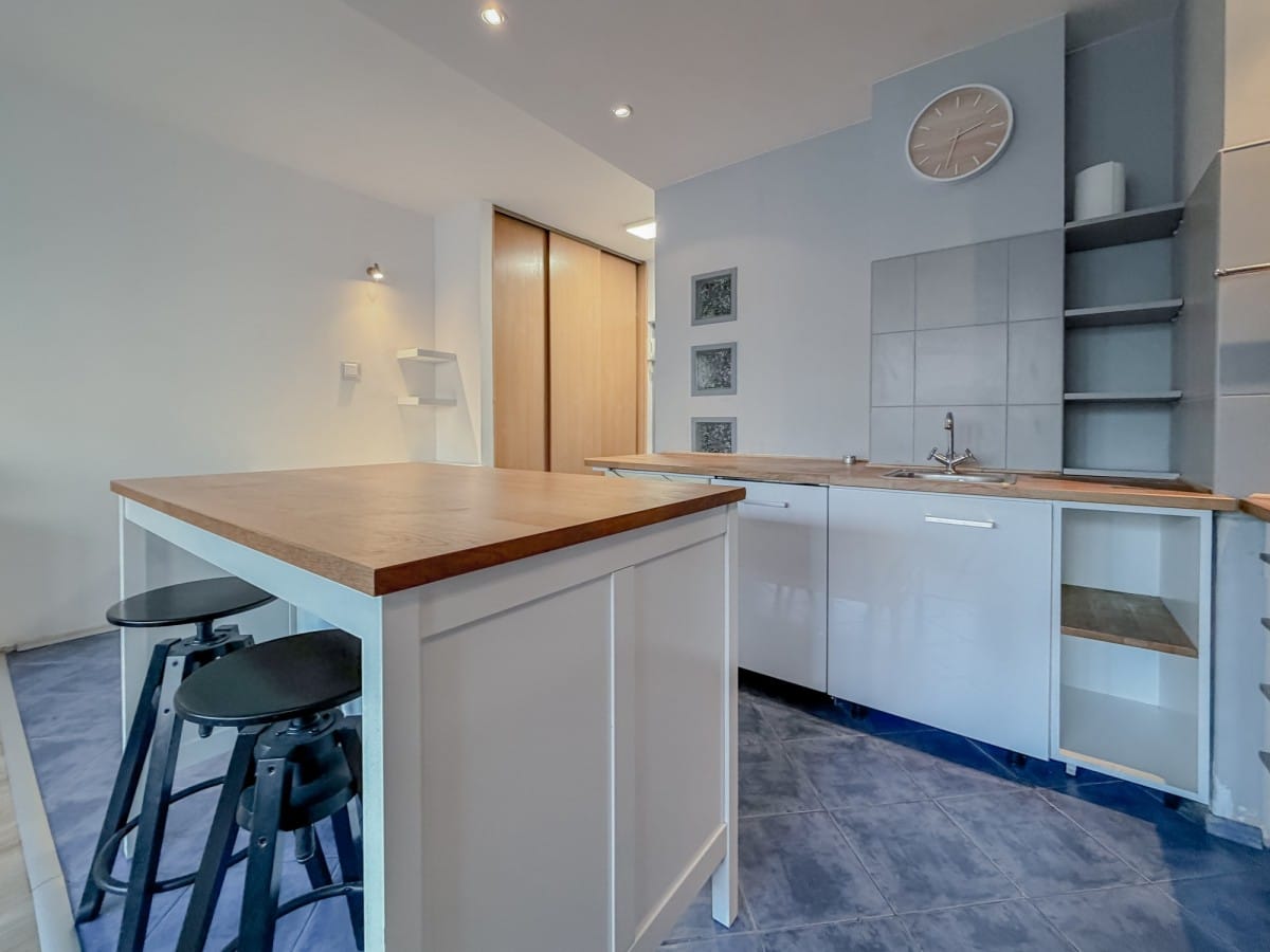 Mieszkanie 1 pokojowe na Sprzedaż