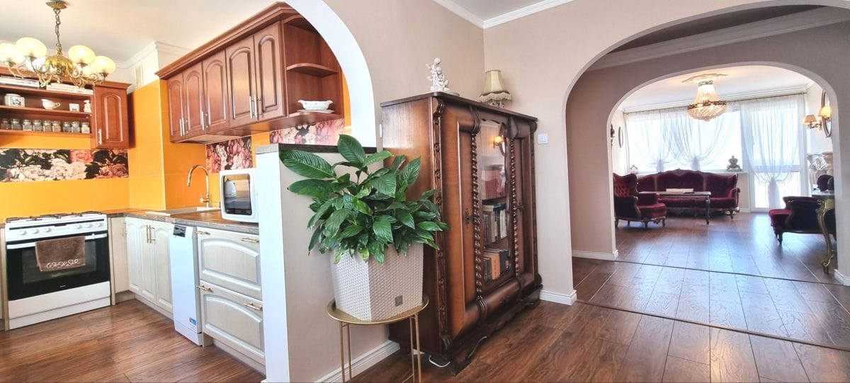 Mieszkanie 4 pokojowe na Sprzedaż