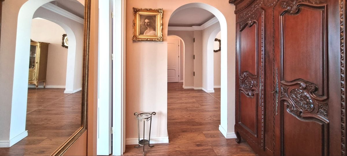 Mieszkanie 4 pokojowe na Sprzedaż