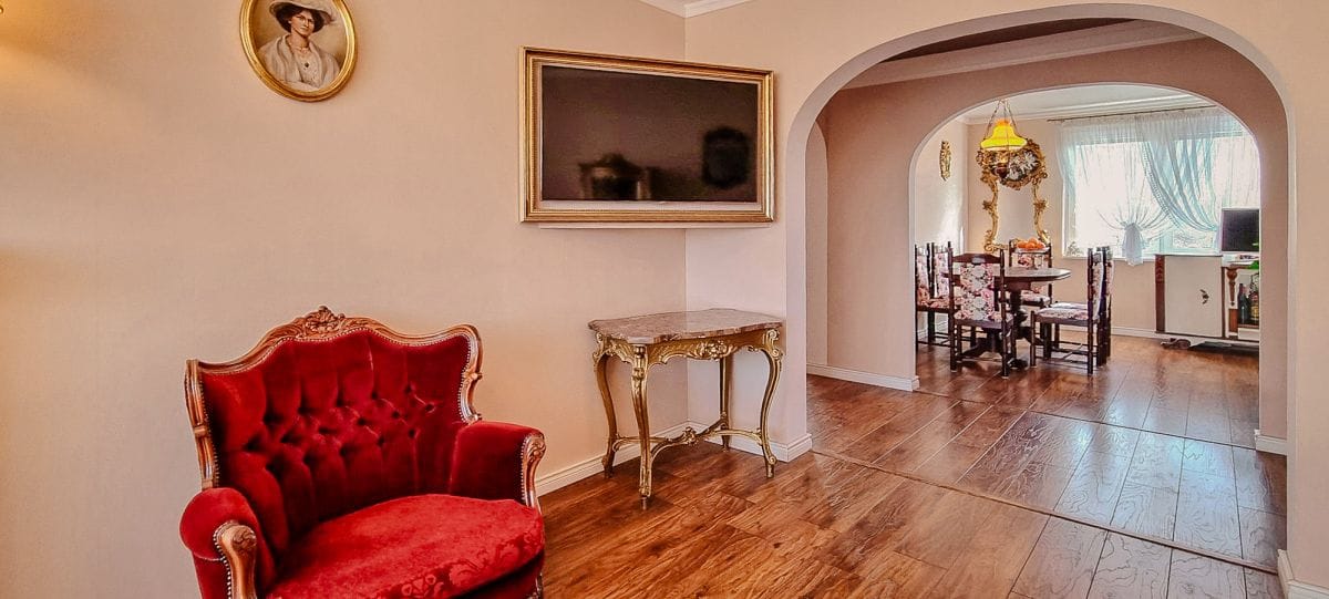 Mieszkanie 4 pokojowe na Sprzedaż