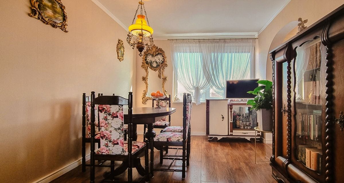 Mieszkanie 4 pokojowe na Sprzedaż