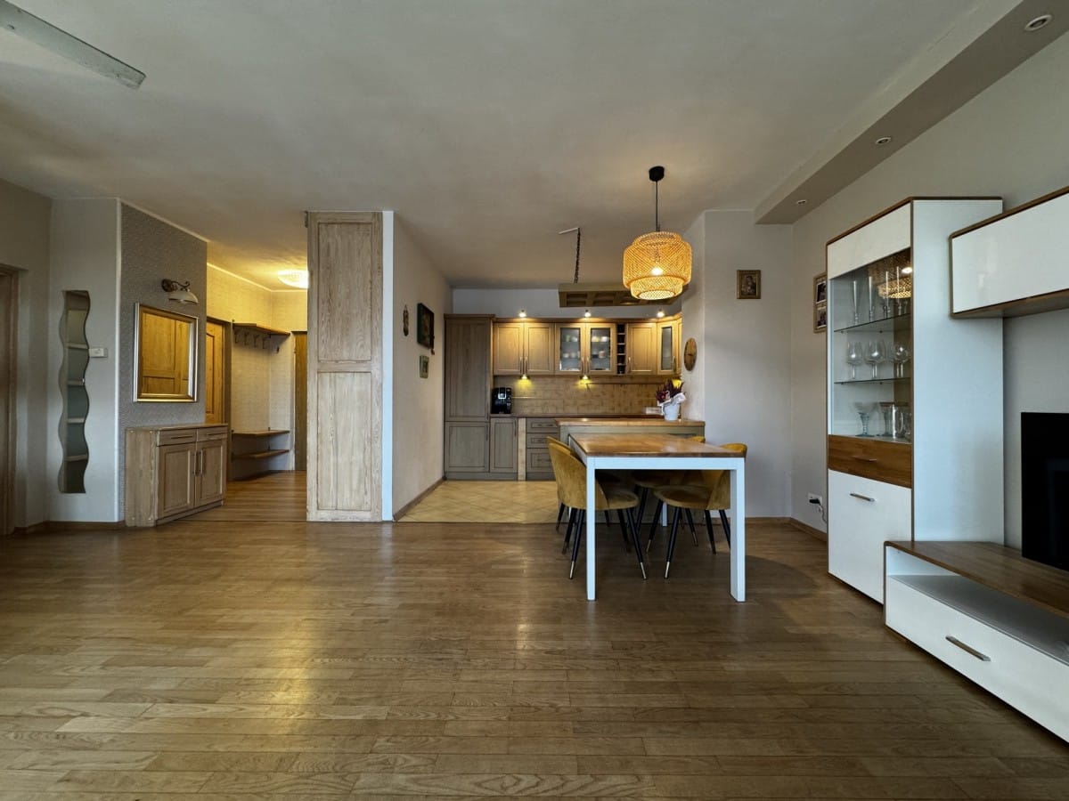 Mieszkanie 3 pokojowe na Sprzedaż