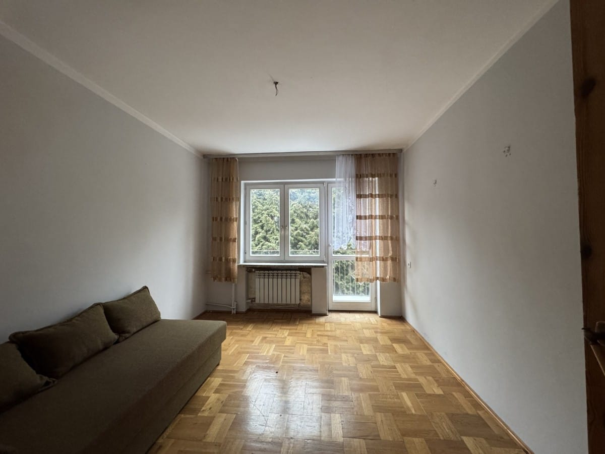 Dom 5 pokojowe na Sprzedaż