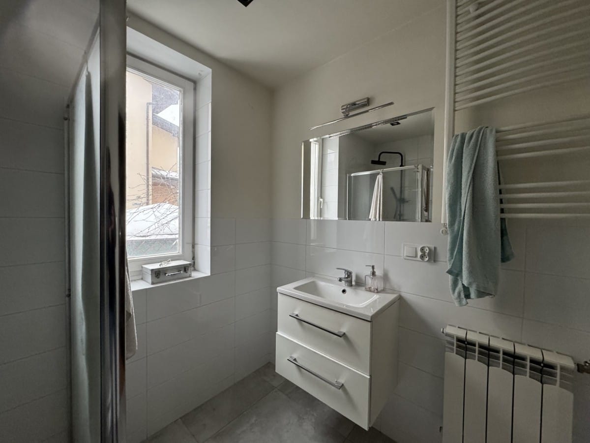 Dom 5 pokojowe na Sprzedaż