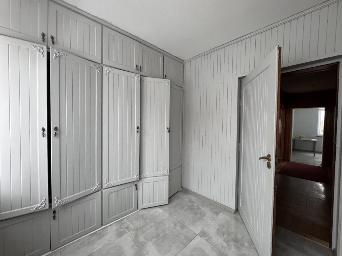 Dom 5 pokojowe na Sprzedaż