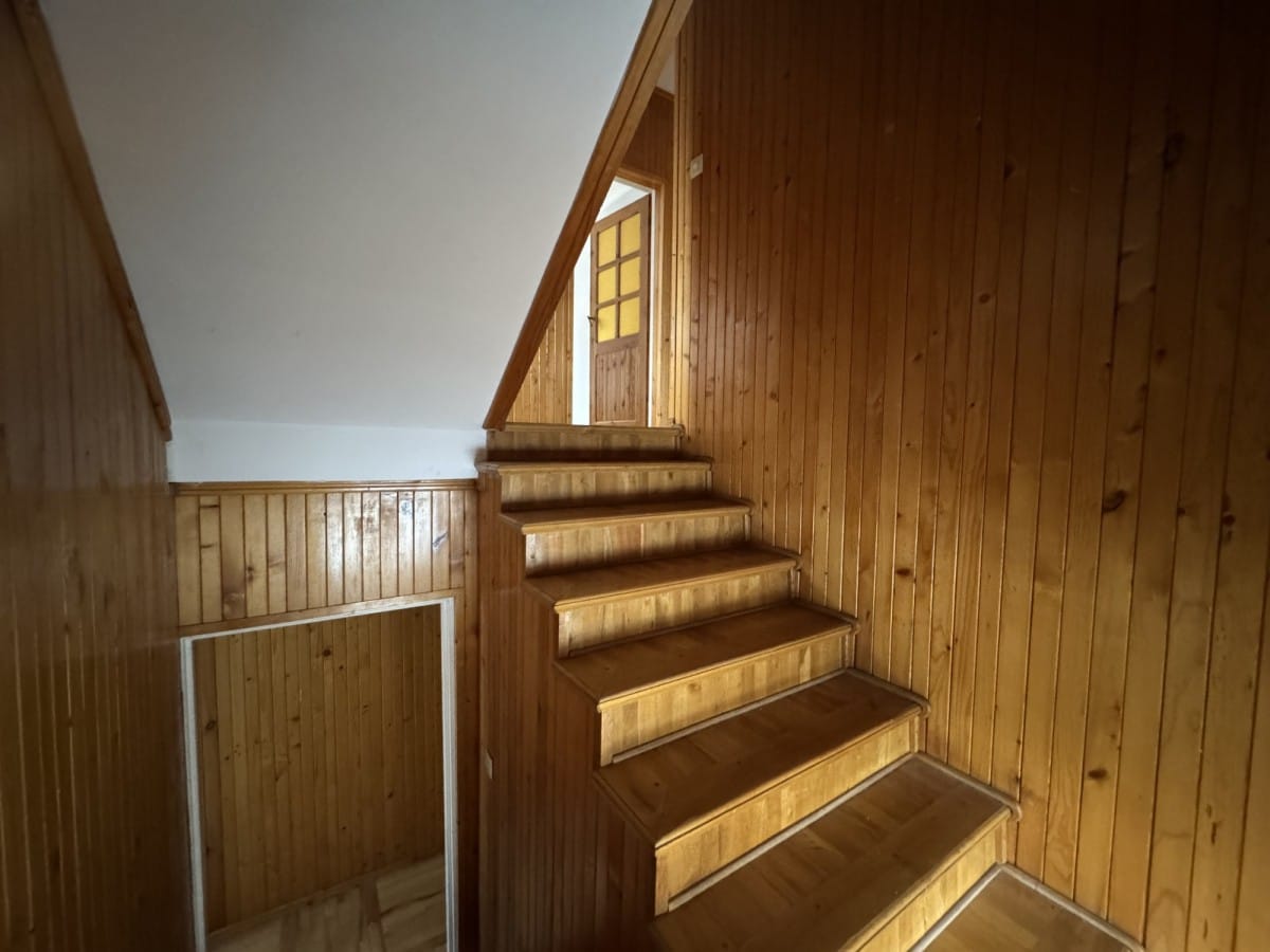 Dom 5 pokojowe na Sprzedaż