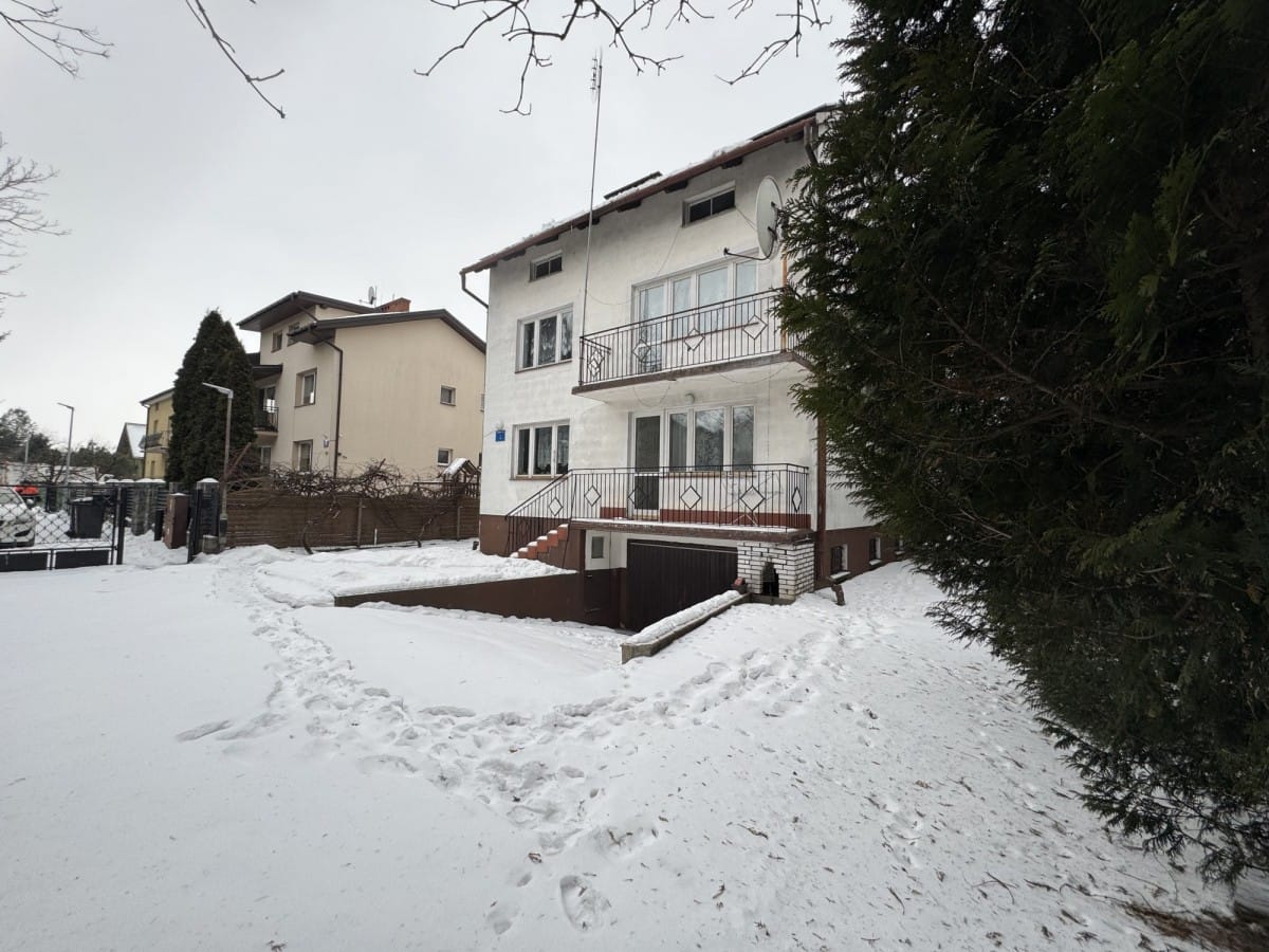 Dom 5 pokojowe na Sprzedaż