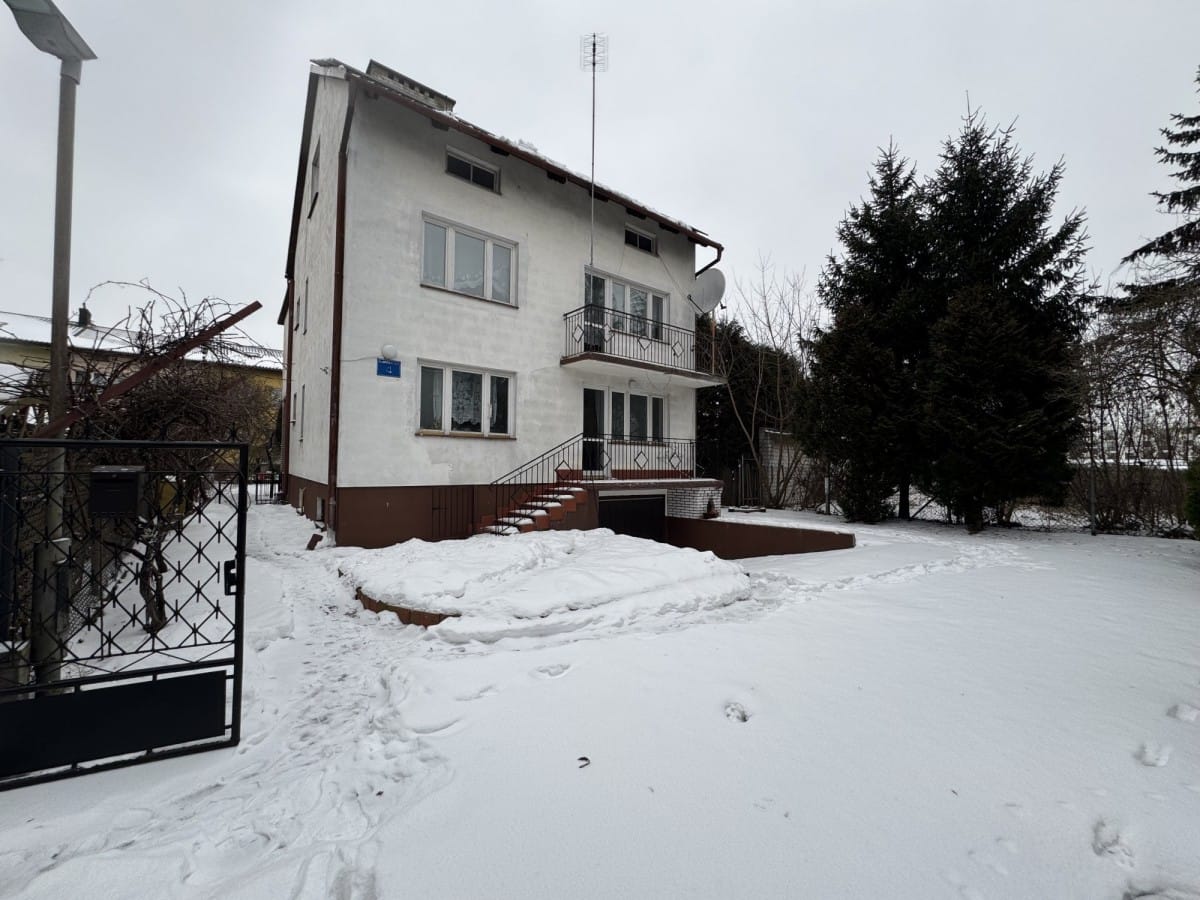 Dom 5 pokojowe na Sprzedaż