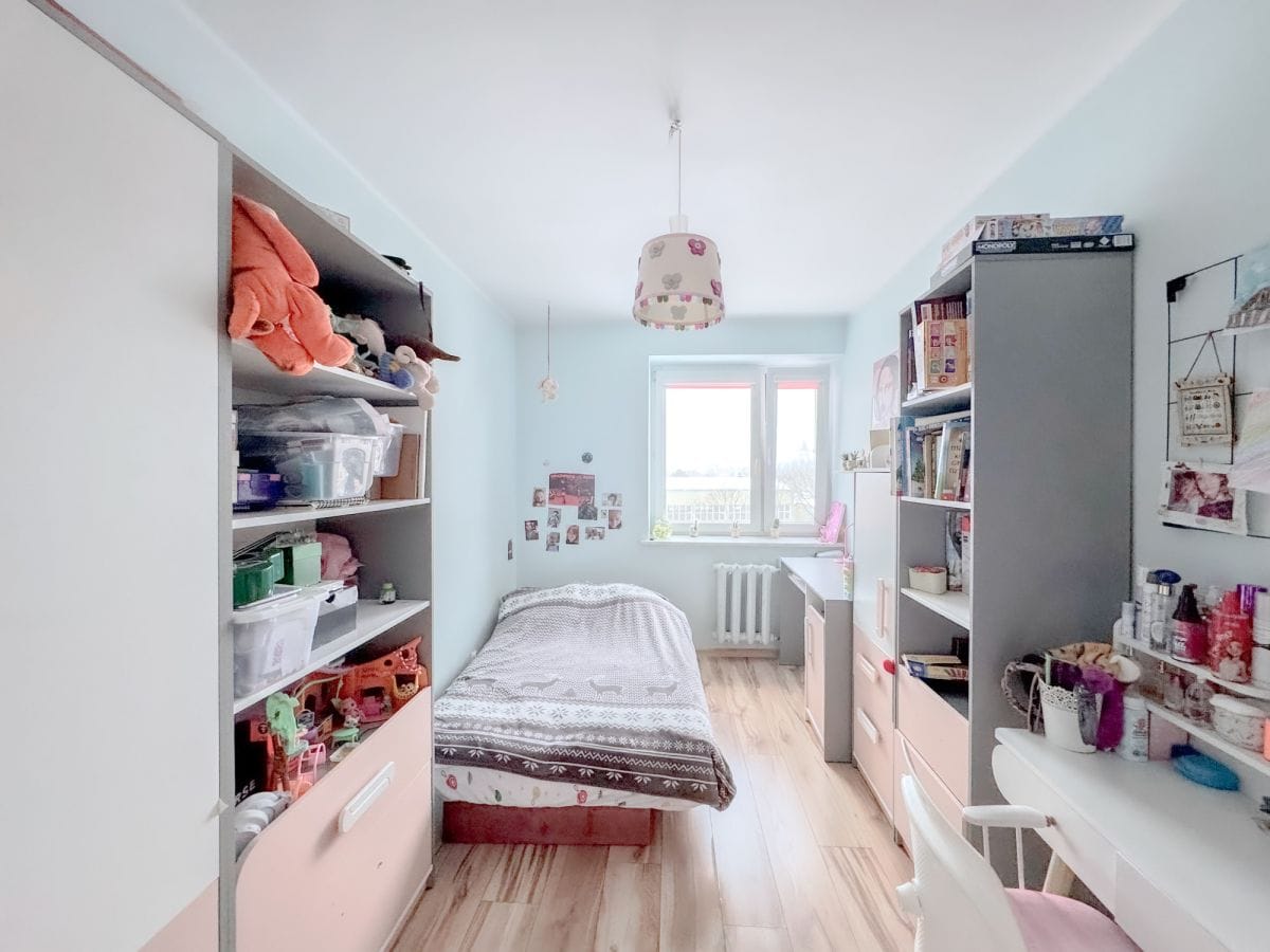 Mieszkanie 4 pokojowe na Sprzedaż