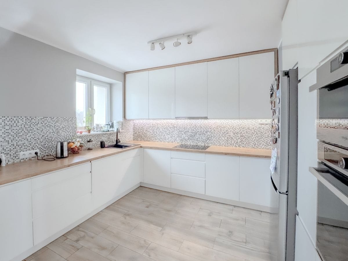 Mieszkanie 4 pokojowe na Sprzedaż