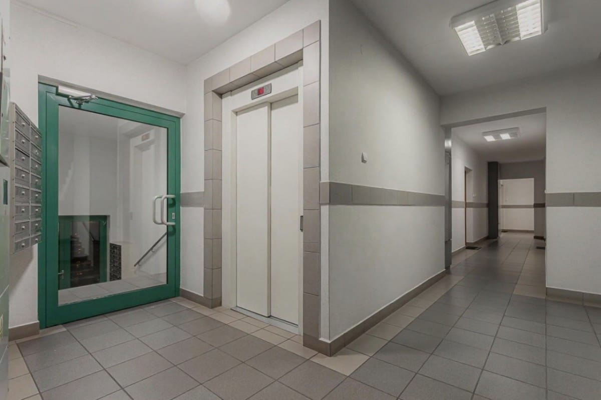 Mieszkanie 4 pokojowe na Sprzedaż