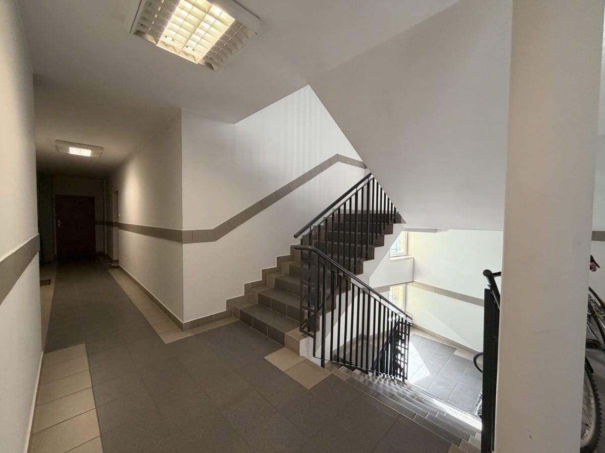 Mieszkanie 4 pokojowe na Sprzedaż