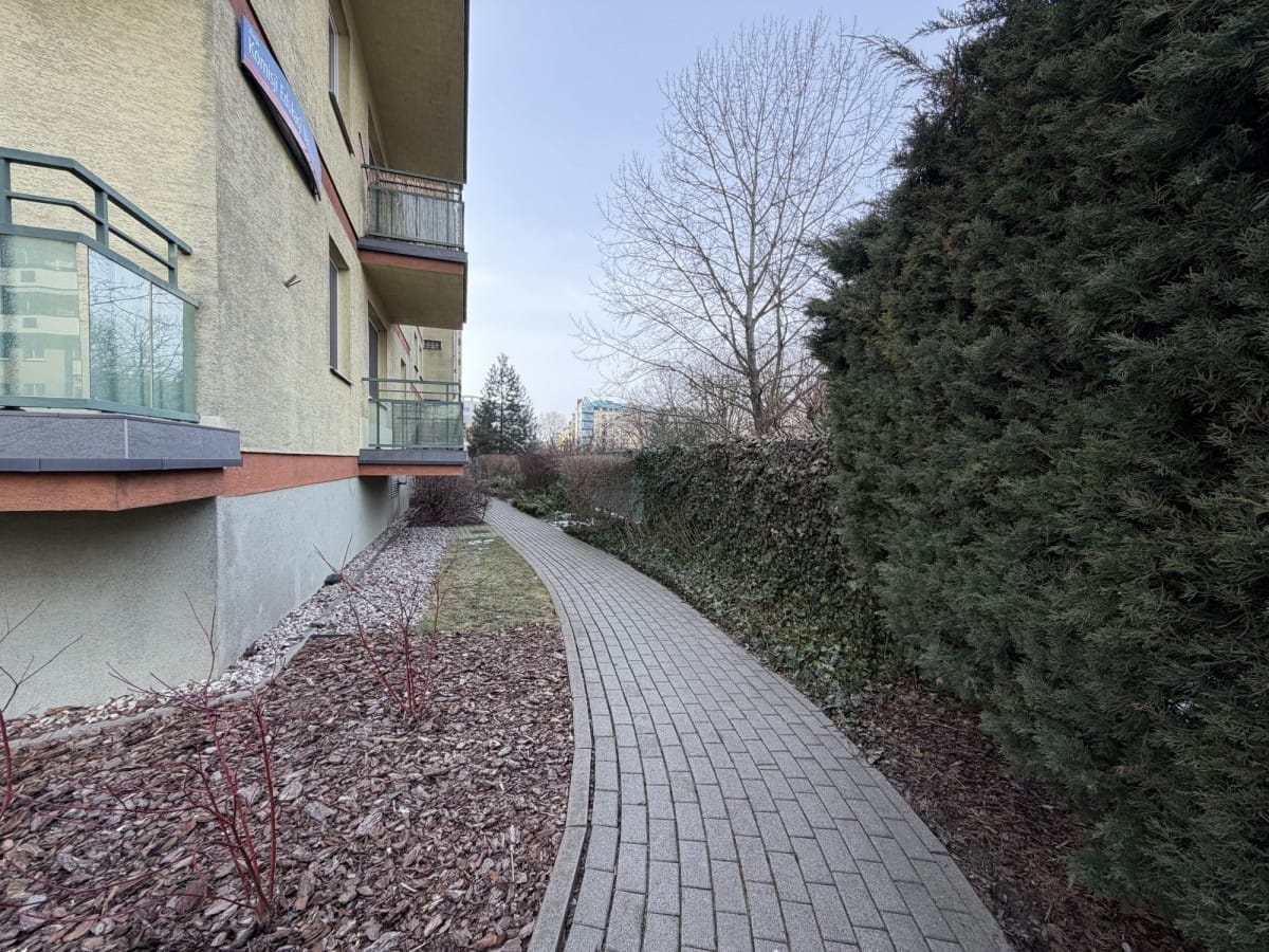 Mieszkanie 4 pokojowe na Sprzedaż