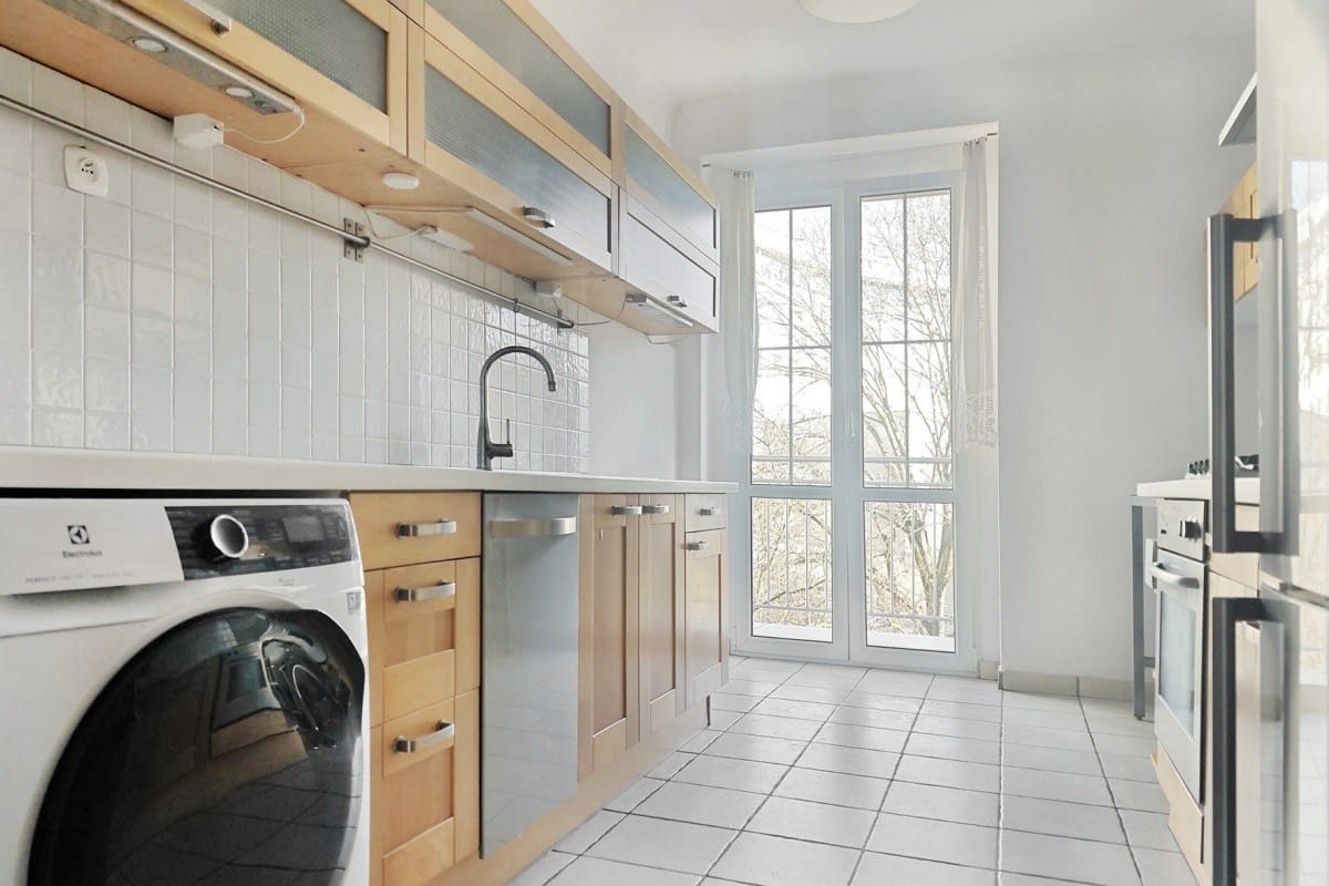 Mieszkanie 3 pokojowe na Sprzedaż