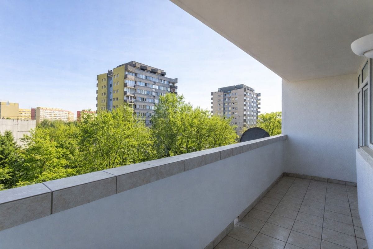 Mieszkanie 3 pokojowe na Sprzedaż