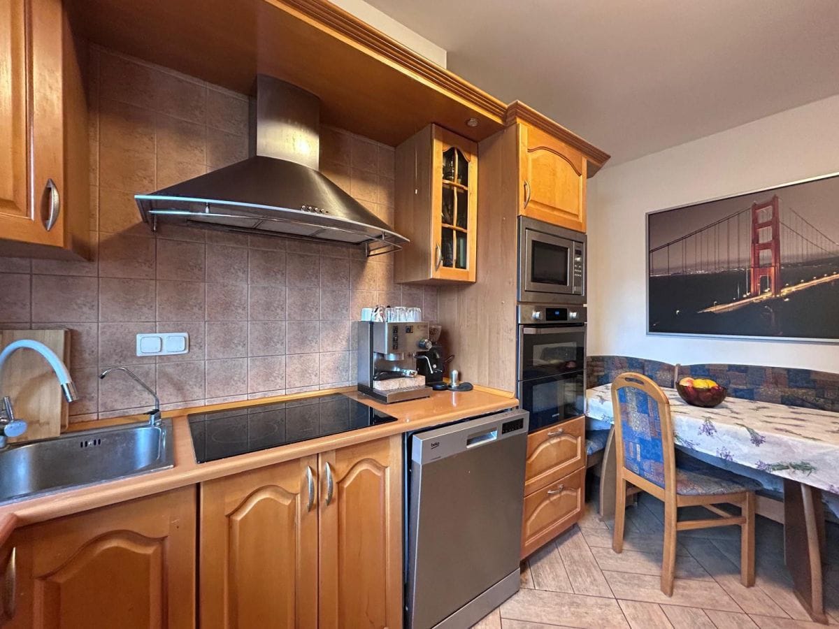 Dom 5 pokojowe na Sprzedaż