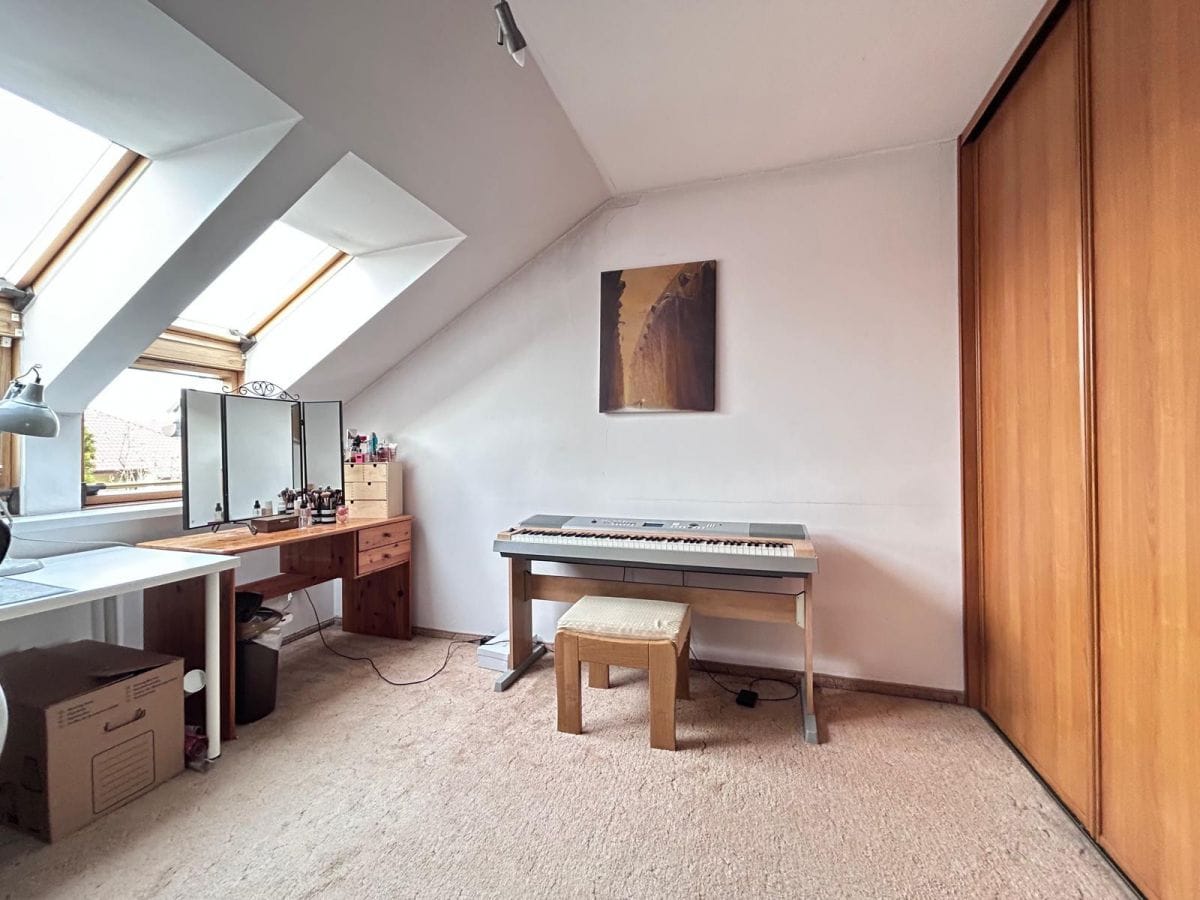 Dom 5 pokojowe na Sprzedaż