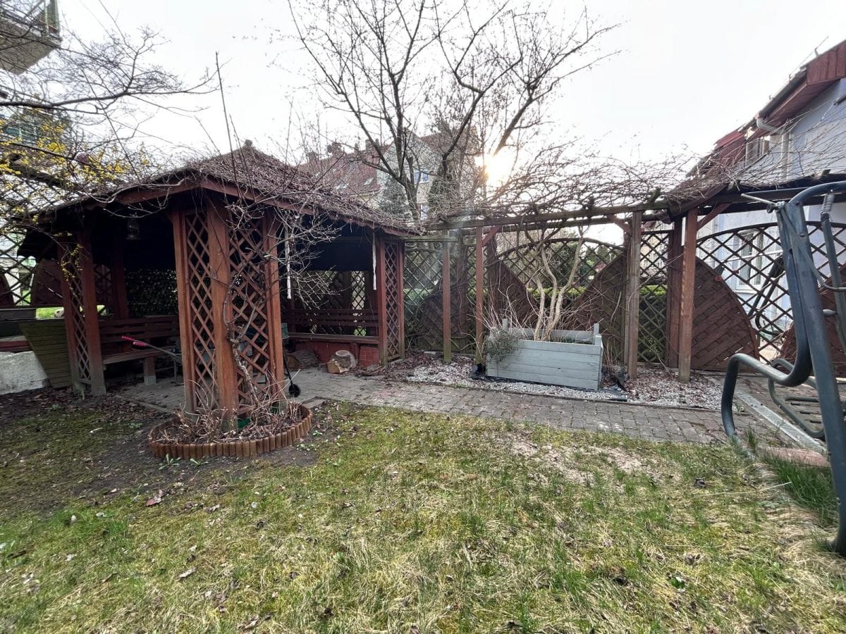 Dom 5 pokojowe na Sprzedaż