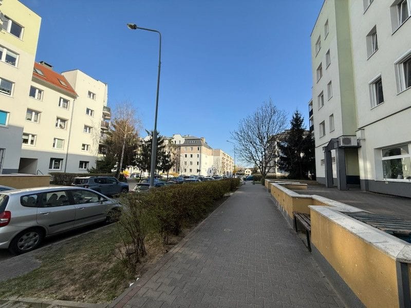 Mieszkanie 3 pokojowe na Sprzedaż