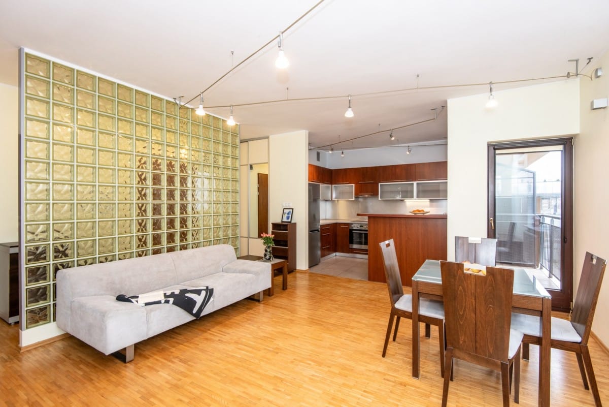 Mieszkanie 3 pokojowe na Sprzedaż