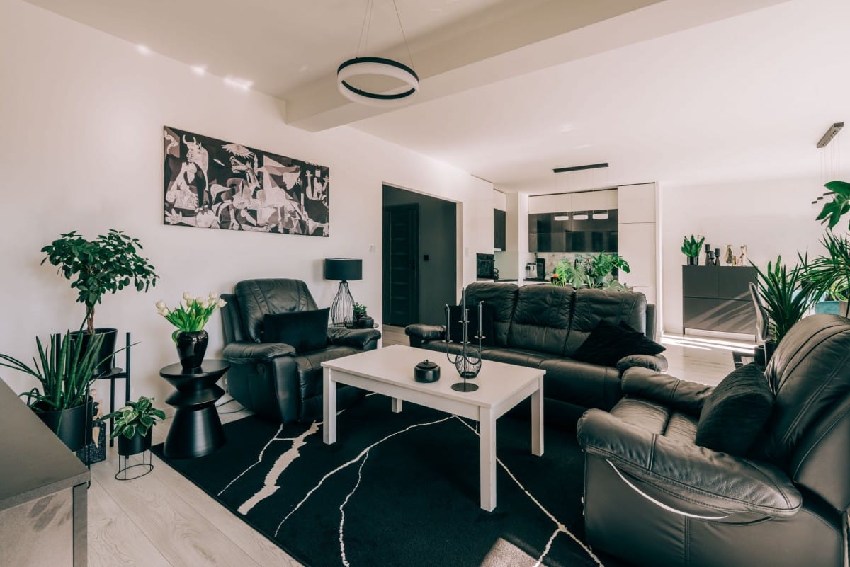 Mieszkanie 4 pokojowe na Sprzedaż