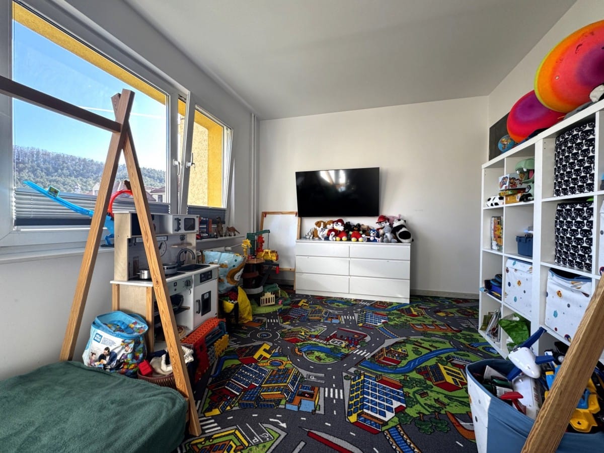 Mieszkanie 4 pokojowe na Sprzedaż